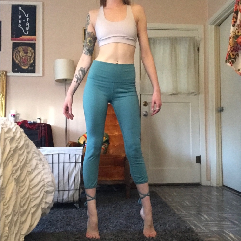 Aerie Tie-Bottom leggings